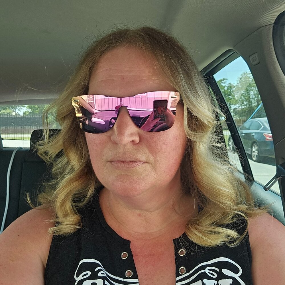 Meet your Posher, Natasha